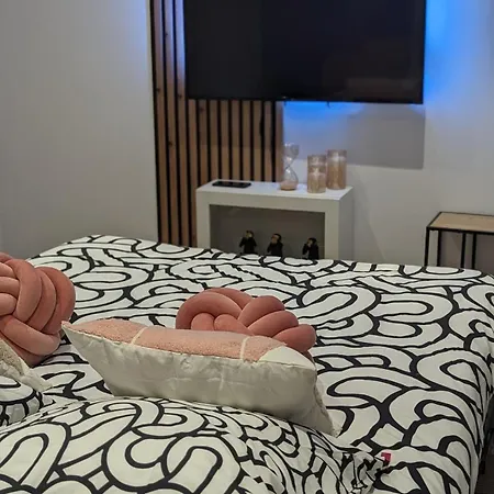 Appartamento Le Charme Rose Villejuif Esterno foto